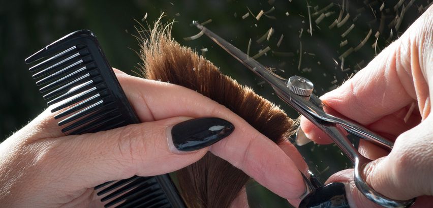 Schadensersatz Vom Friseur Fur Verschnittene Haare