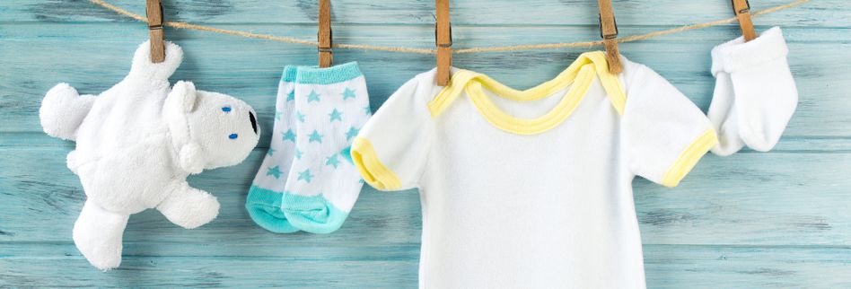 Babykleidung waschen → Lesen Sie, welche Dinge Sie hier beachten sollten