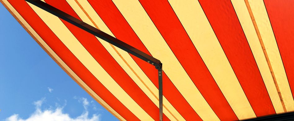 Rechtsfragen zum Balkon → Darf ich eine Markise montieren?