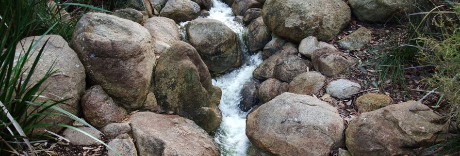 Bachlauf Selber Bauen Lesen Sie Mehr Zum Dekorativen Fliessgewasser